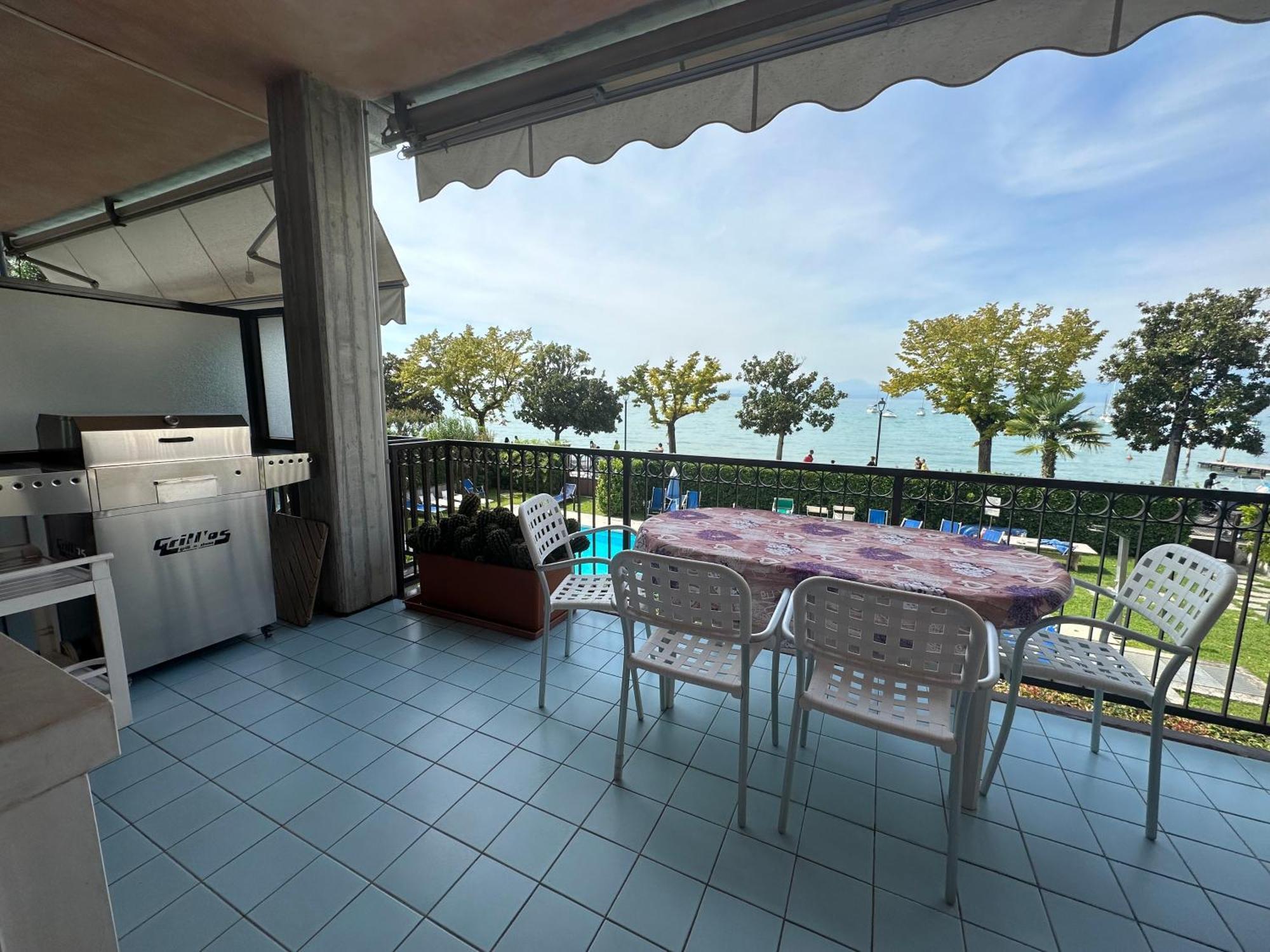 Apartments Rainer - Front Lake Bardolino Exterior foto