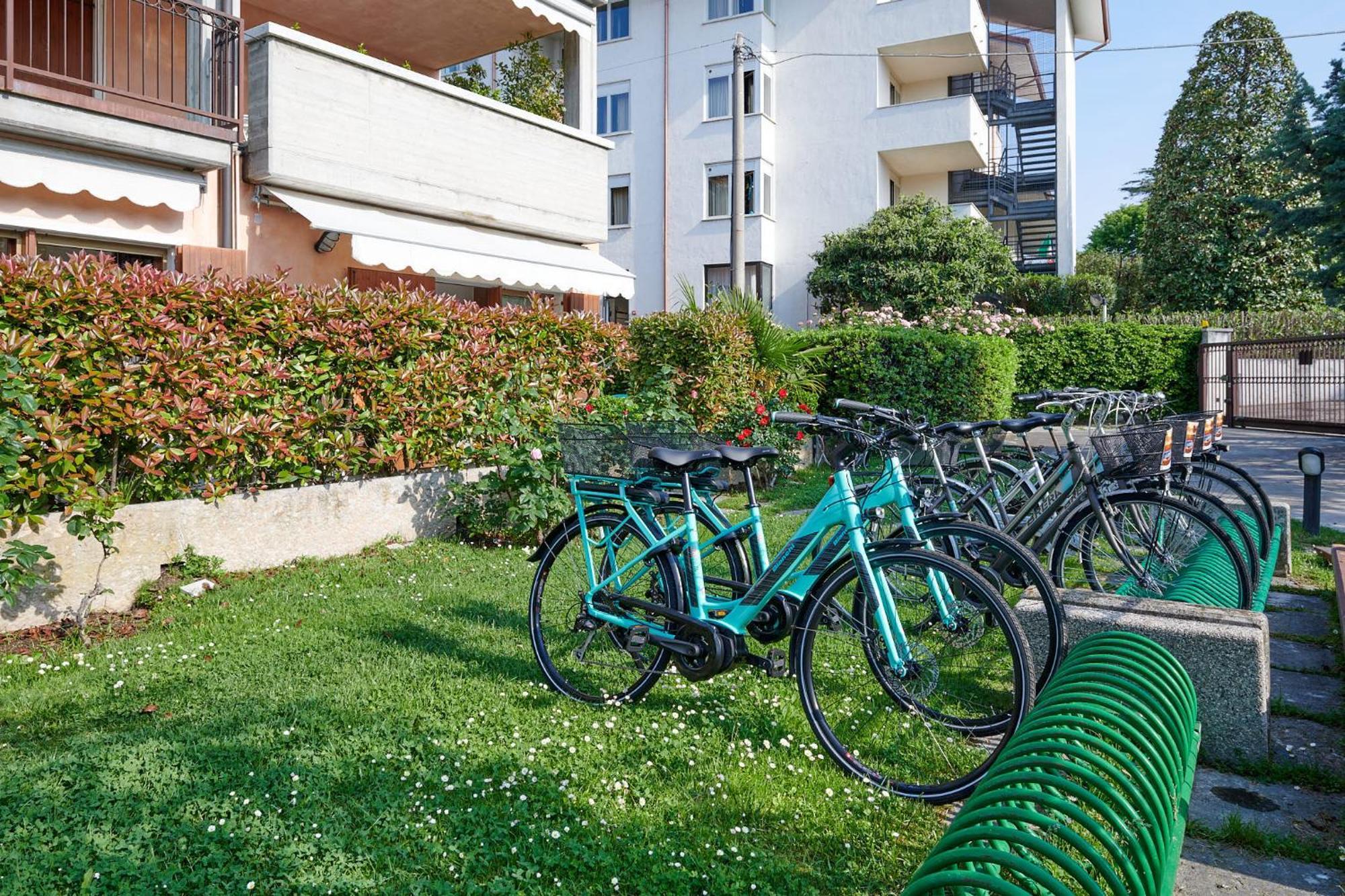 Apartments Rainer - Front Lake Bardolino Exterior foto